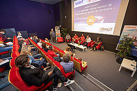 Participation du projet HIT au Défi Azimut autour d'un atelier interactif sur la thématique « Le handicap comme moteur de l’innovation au service du territoire »  - Agrandir l'image, fenêtre modale